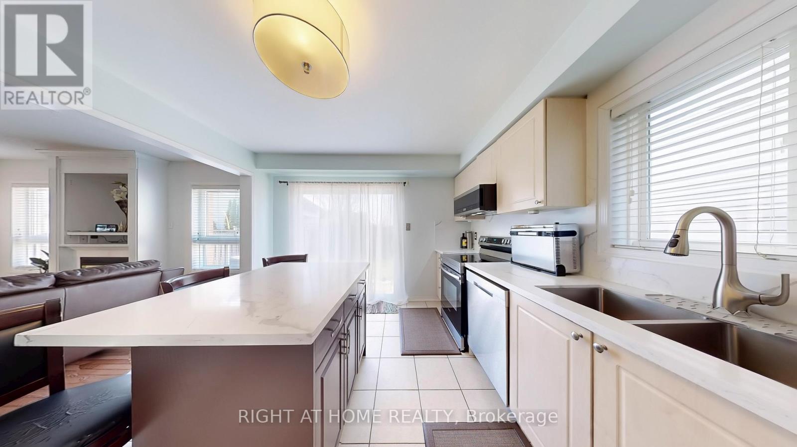 1228 Middlebury Avenue, Oshawa, Ontario  L1K 2V3 - Photo 16 - E12097714