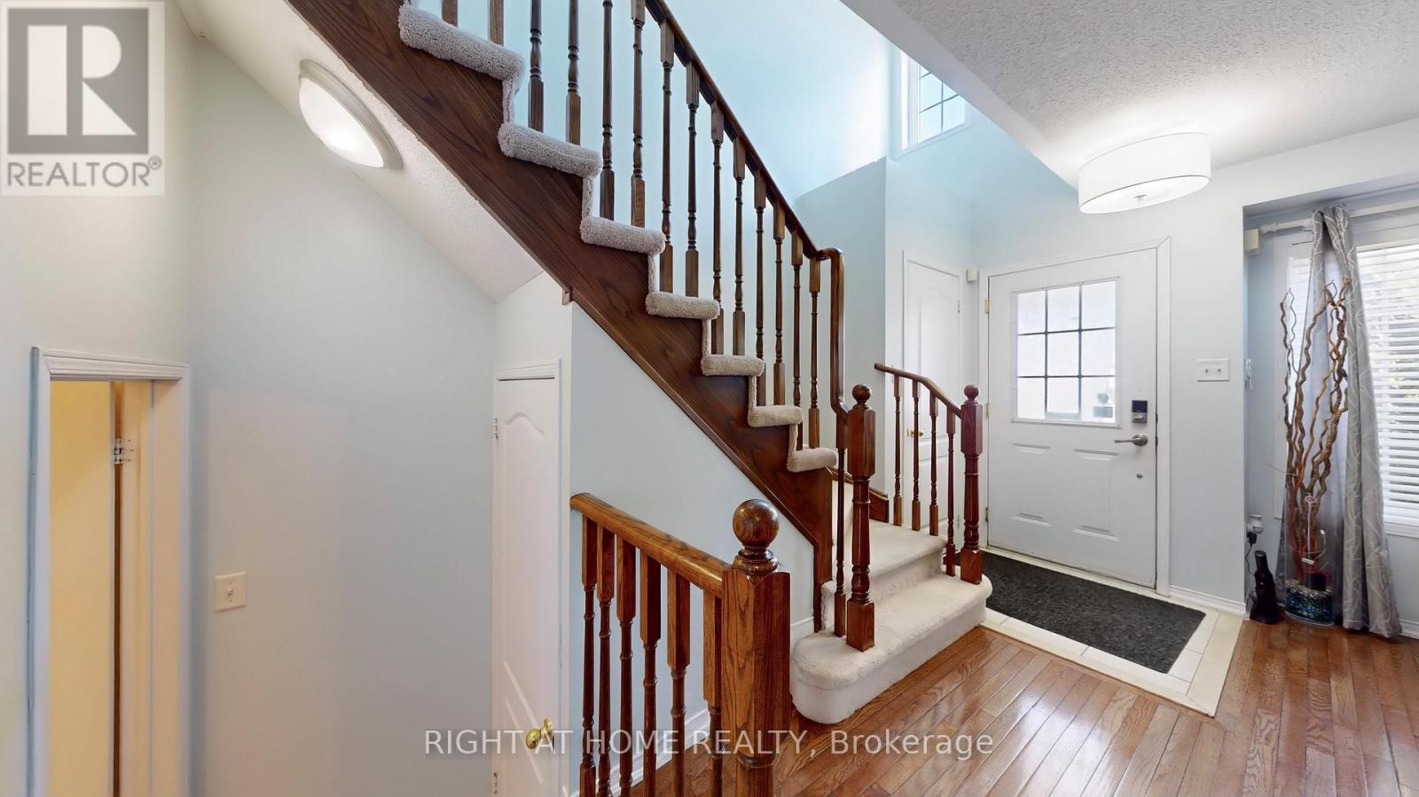 1228 Middlebury Avenue, Oshawa, Ontario  L1K 2V3 - Photo 2 - E12097714