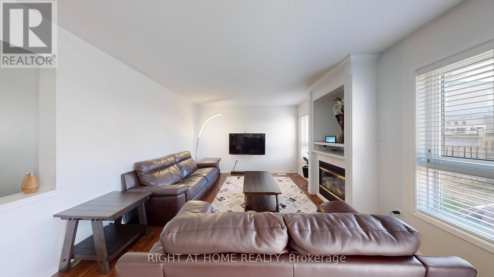 1228 Middlebury Avenue, Oshawa, Ontario  L1K 2V3 - Photo 4 - E12097714