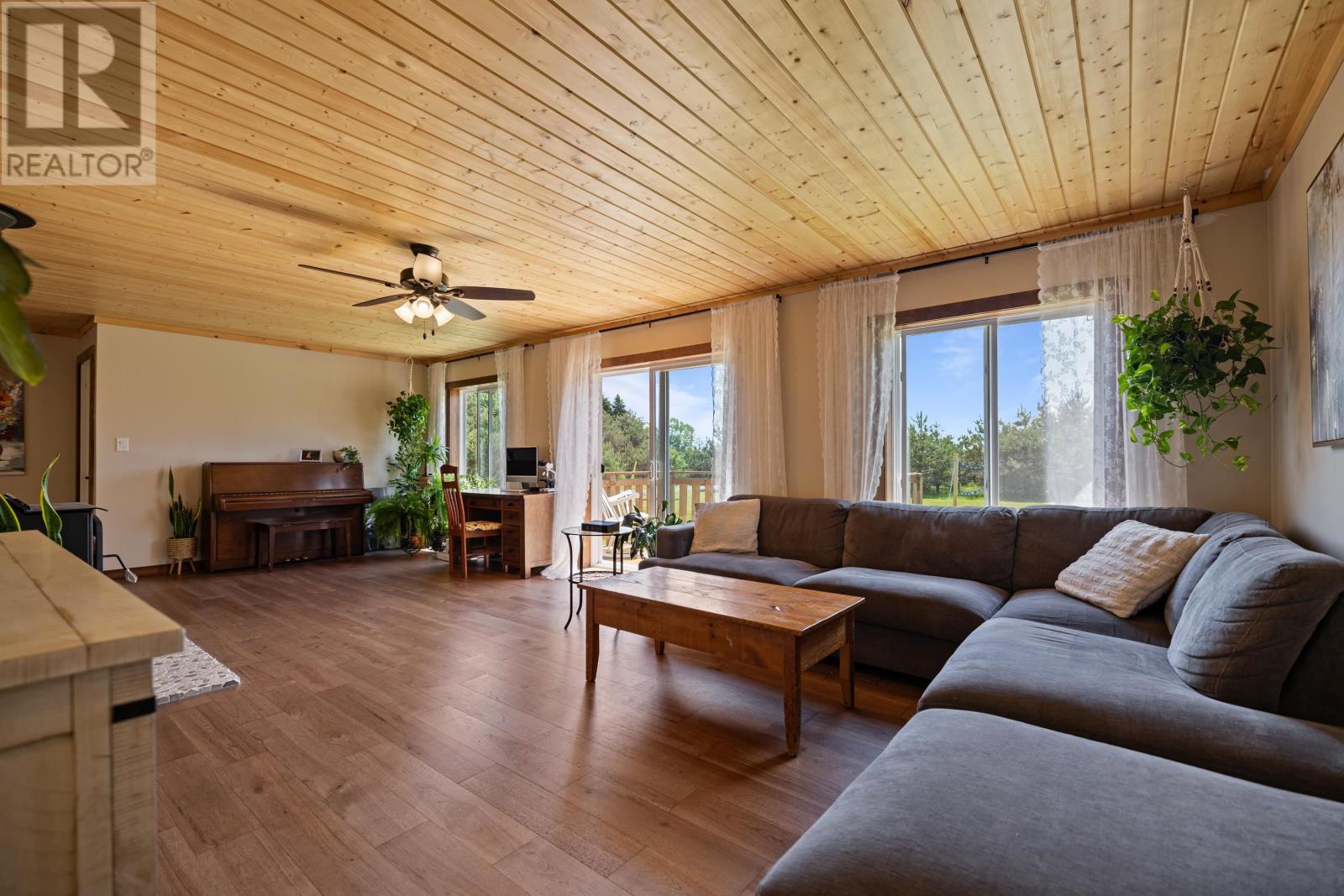 698 Line Road, Rte 317, Milltown Cross, Prince Edward Island  C0A 1R0 - Photo 12 - 202508557