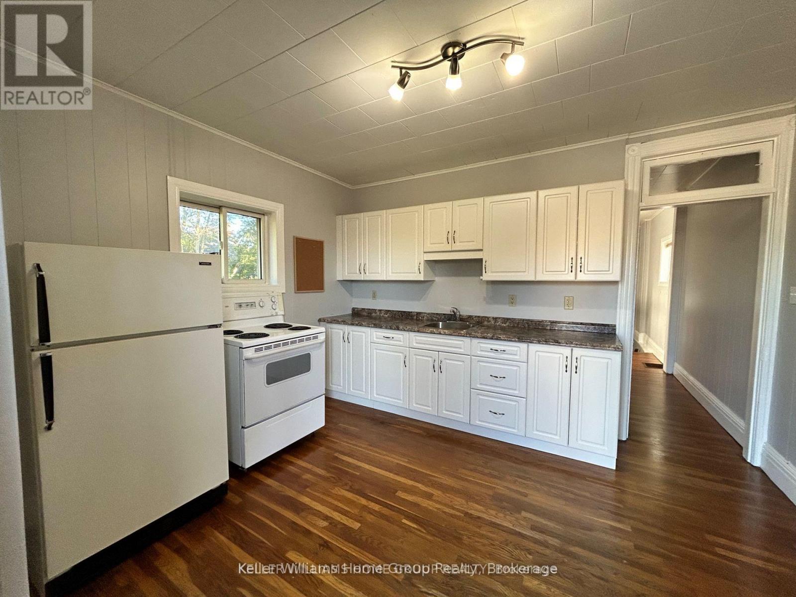 224 7th Street E, Owen Sound, Ontario  N4K 1H9 - Photo 28 - X12053779