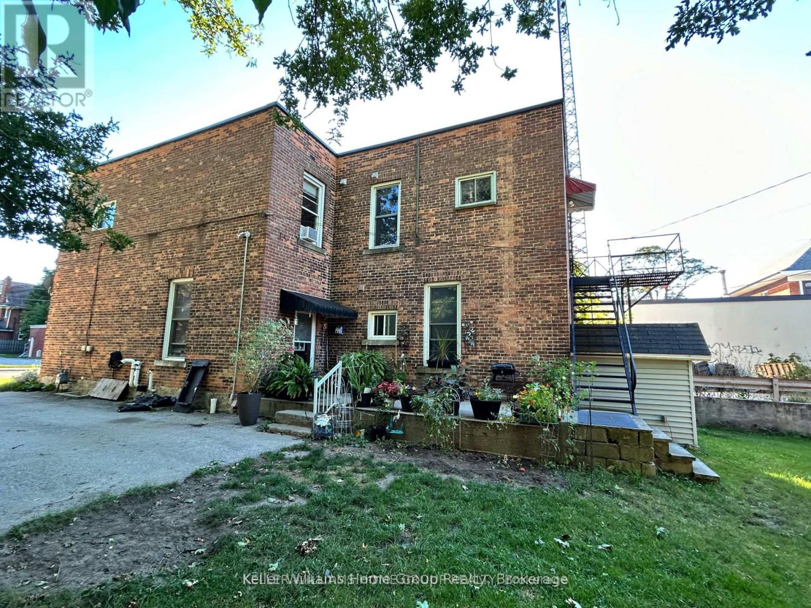 224 7th Street E, Owen Sound, Ontario  N4K 1H9 - Photo 5 - X12053779