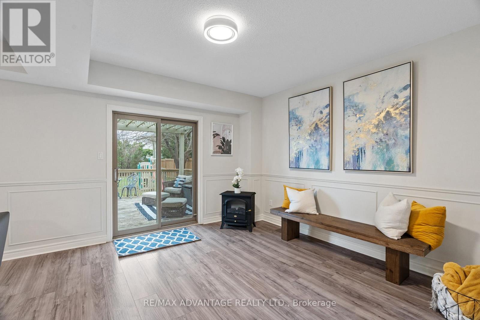 Photo 29 of 43 for 13383 Ilderton Road