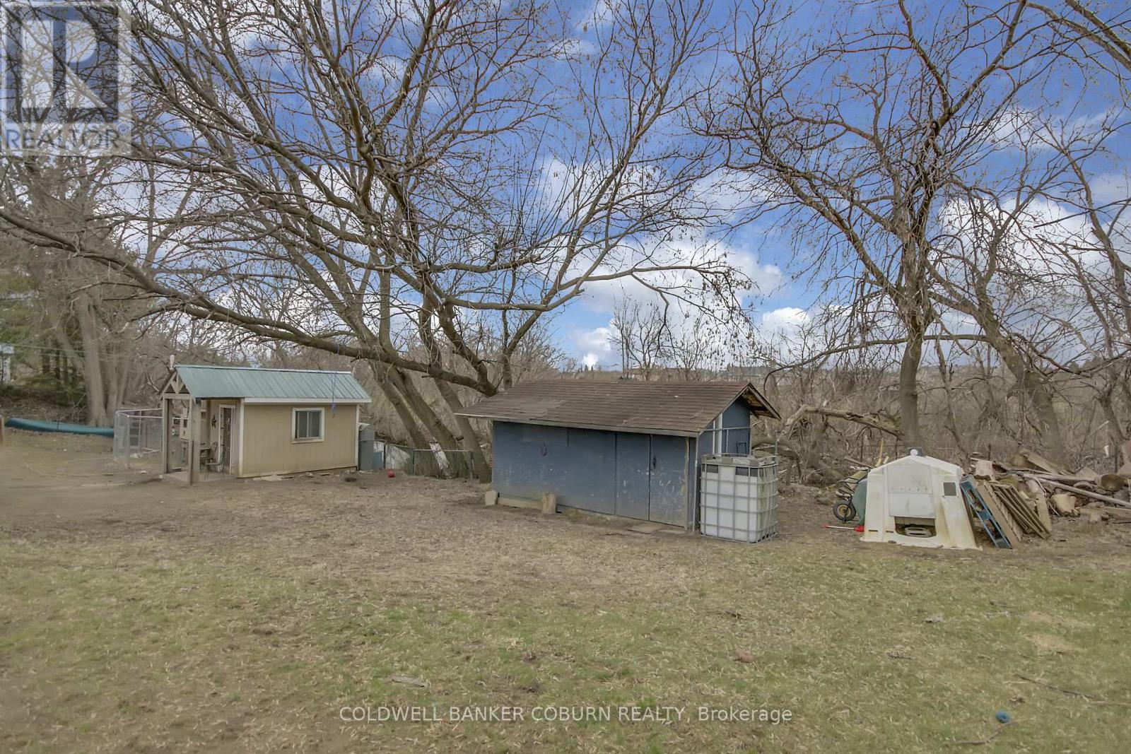 10658 Main Street, North Dundas, Ontario  K0E 1W0 - Photo 29 - X12097751
