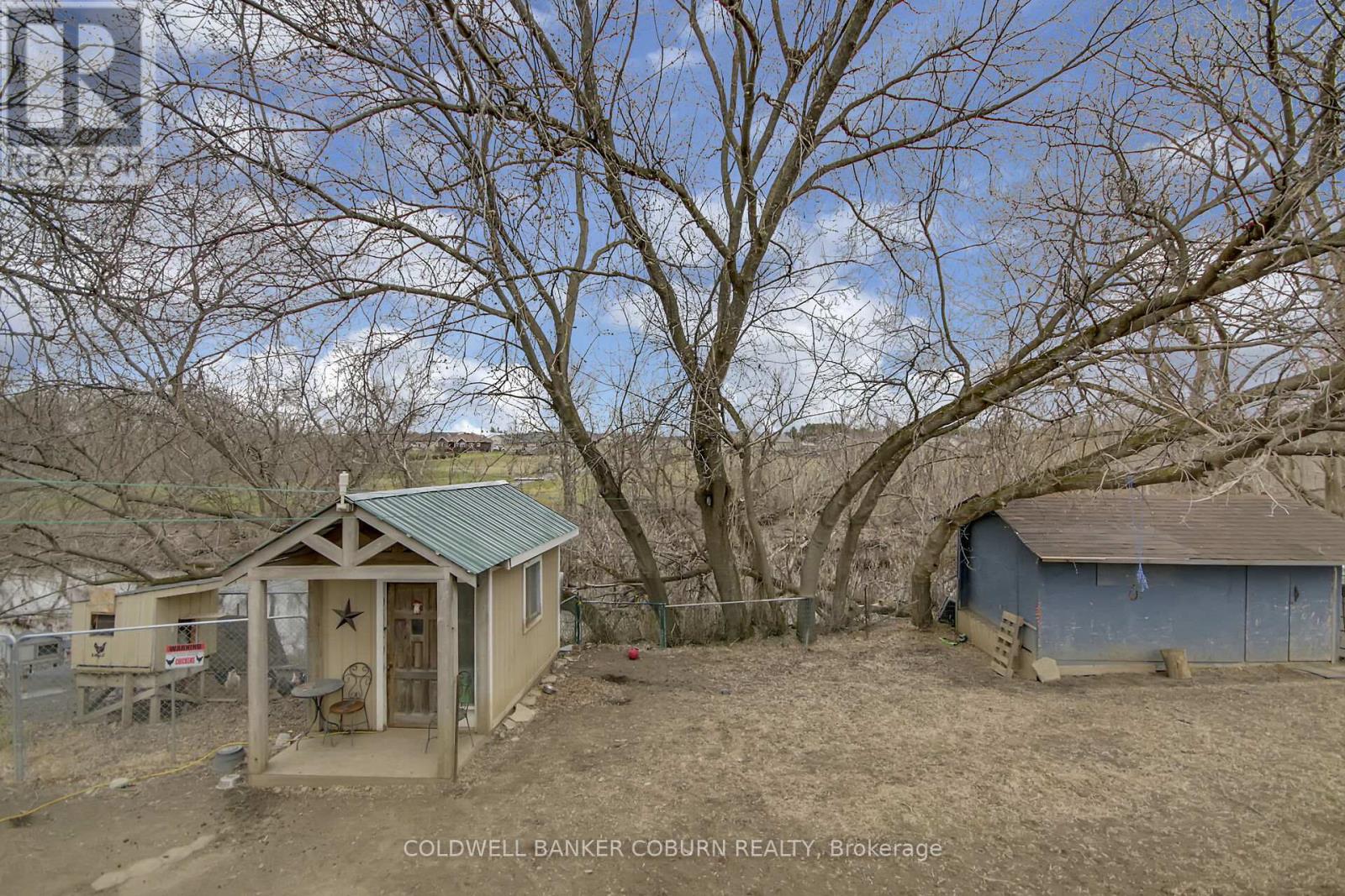 10658 Main Street, North Dundas, Ontario  K0E 1W0 - Photo 30 - X12097751