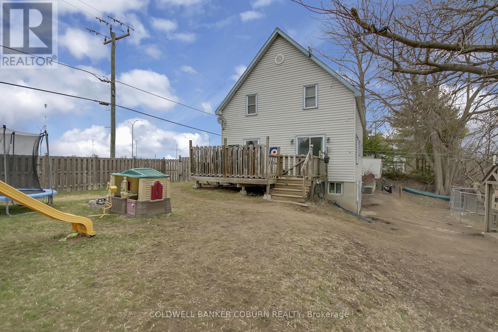 10658 Main Street, North Dundas, Ontario  K0E 1W0 - Photo 36 - X12097751