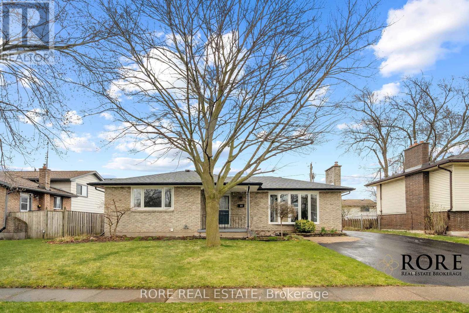 Property at 22 COLONIAL STREET image 1