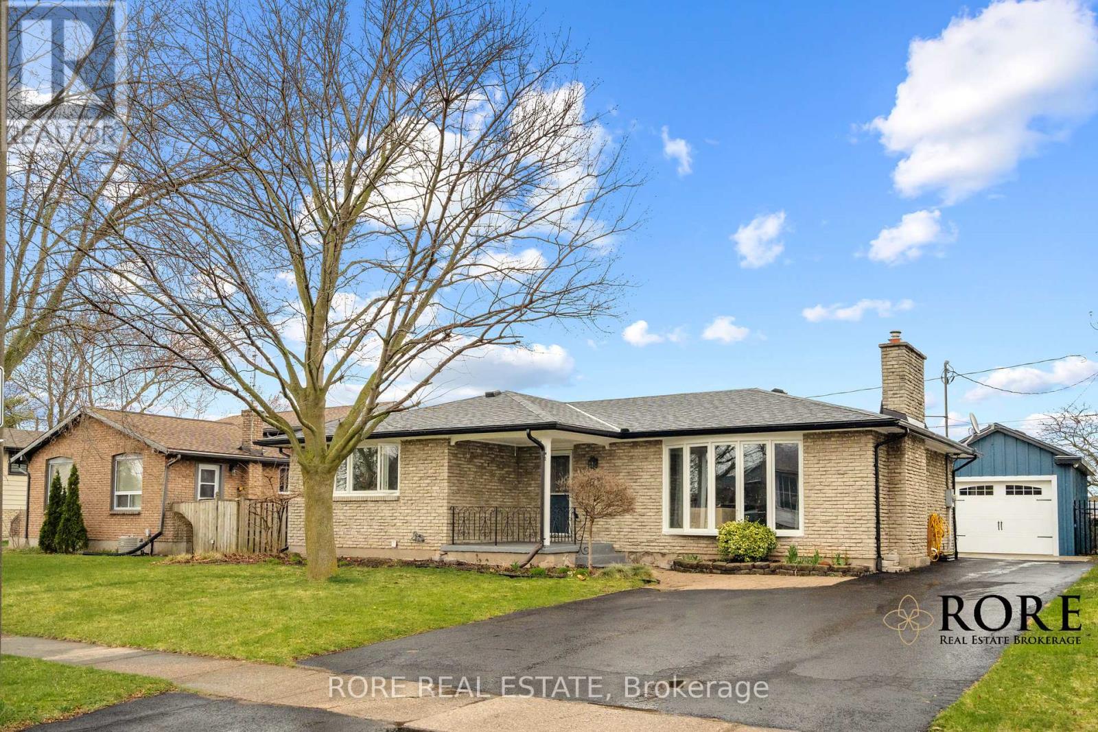 Property at 22 COLONIAL STREET image 2