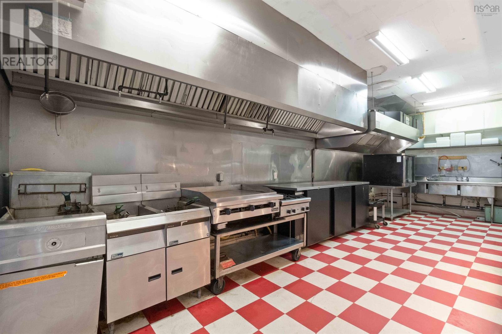 678 Central Avenue, Greenwood, Nova Scotia  B0P 1R0 - Photo 11 - 202508552