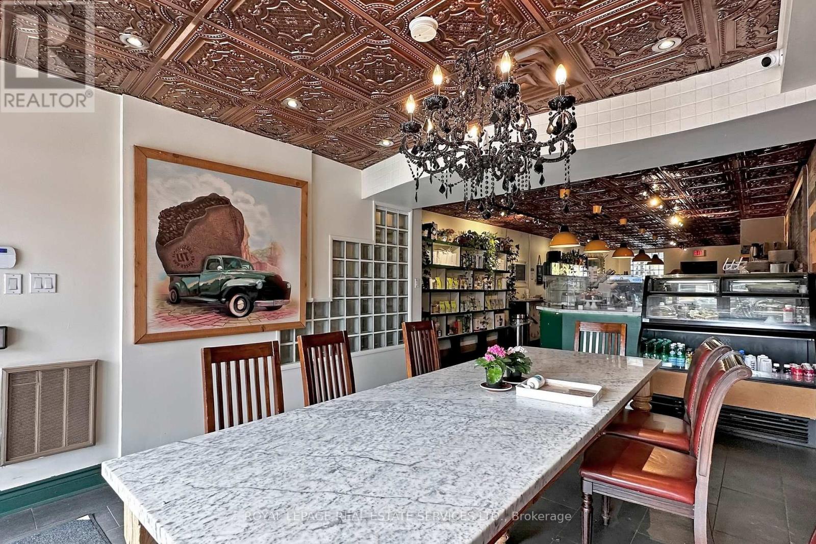 Property at 1517 BAYVIEW AVENUE image 4