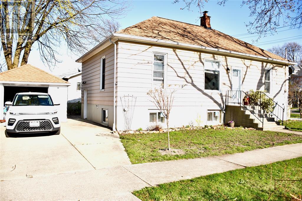 Property at 408 CROMWELL STREET image 3