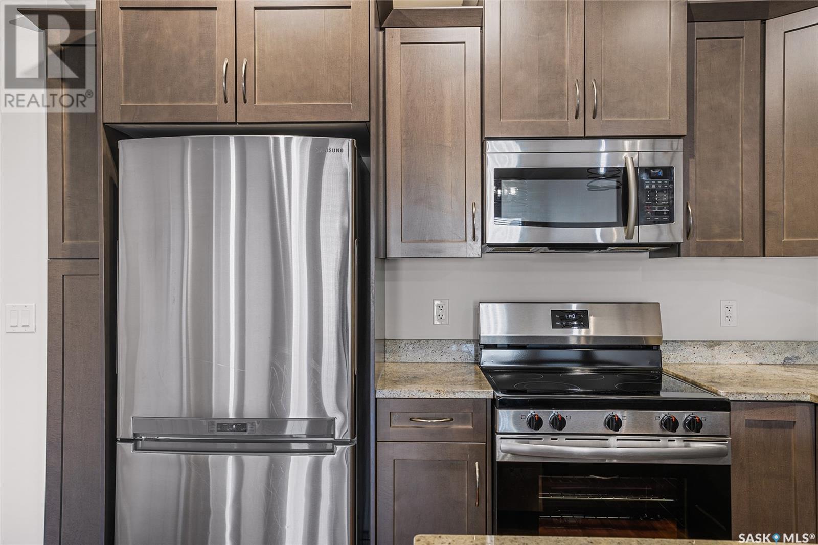 Property at 216 115 Willowgrove CRESCENT image 5