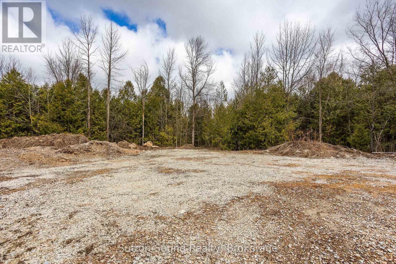 127 Big Rock Road, Georgian Bluffs, Ontario  N0H 2K0 - Photo 18 - X12046974
