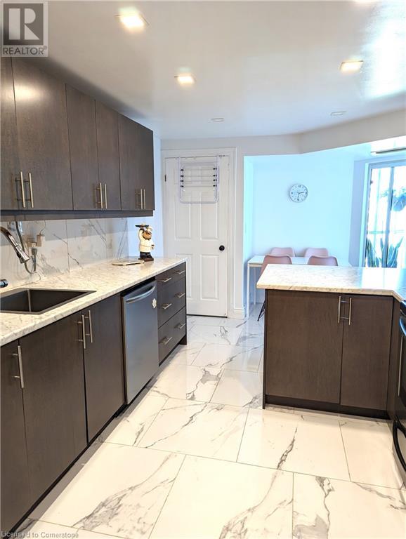 265 Westcourt Place Unit# 605, Waterloo, Ontario  N2L 6E4 - Photo 5 - 40720497