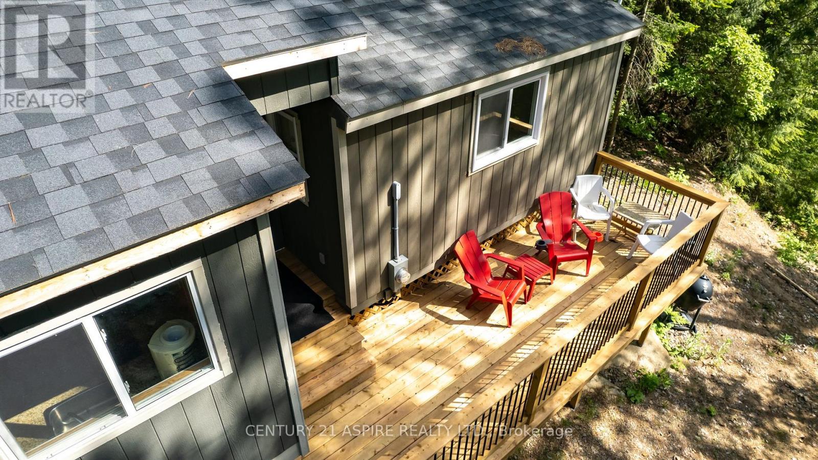 158 Eastside Trout Lake Lane, Madawaska Valley, Ontario  K0J 1B0 - Photo 10 - X12097800