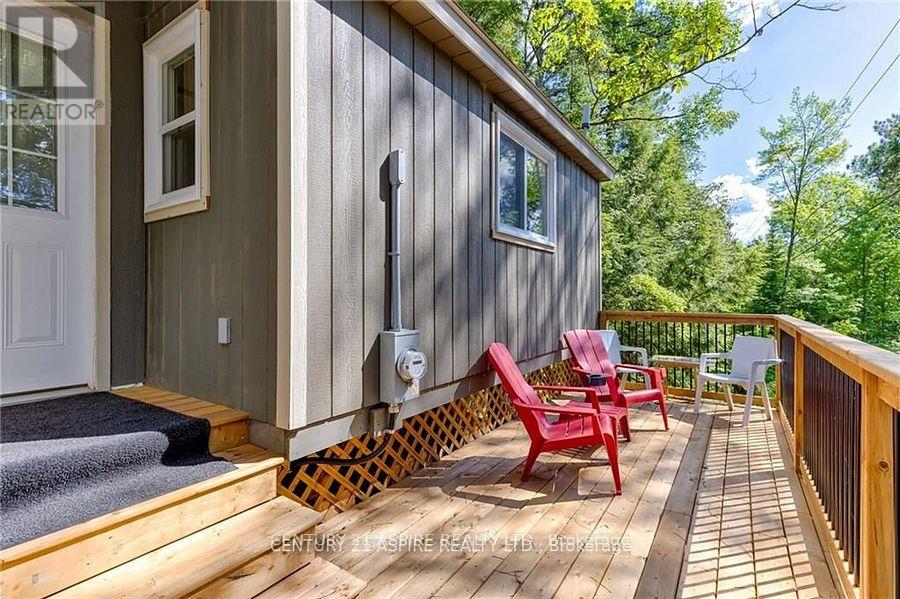 158 Eastside Trout Lake Lane, Madawaska Valley, Ontario  K0J 1B0 - Photo 2 - X12097800