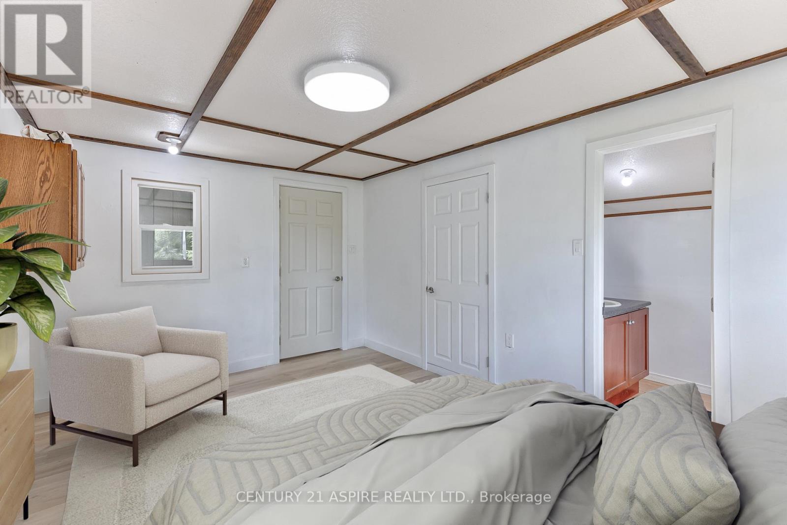 158 Eastside Trout Lake Lane, Madawaska Valley, Ontario  K0J 1B0 - Photo 20 - X12097800