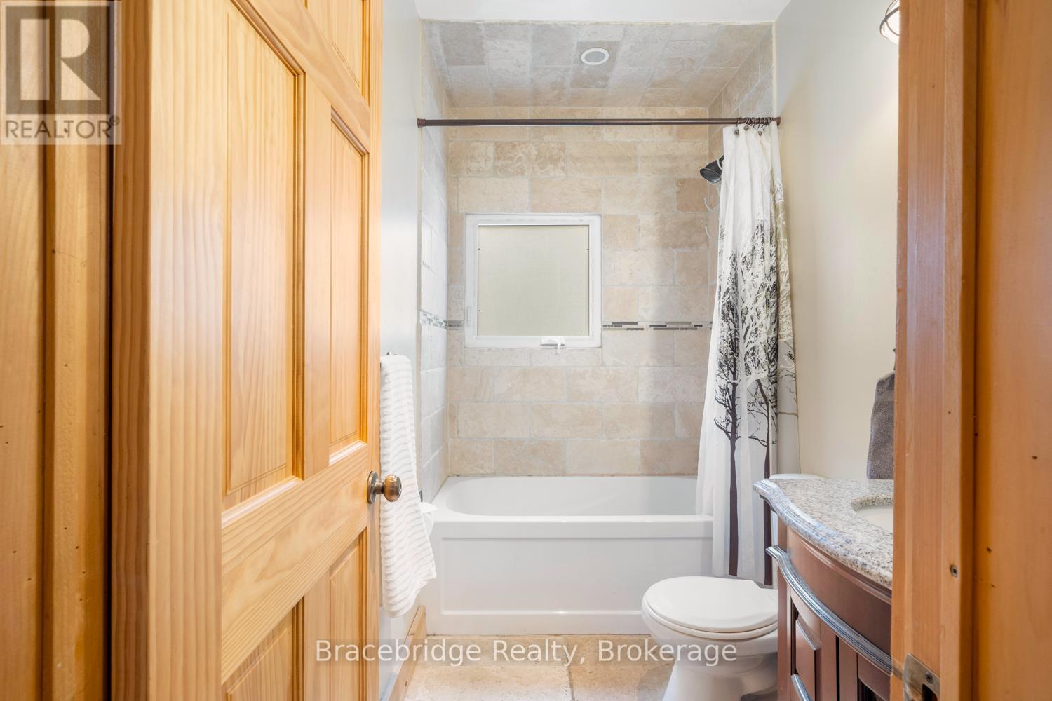 9 Riverview Drive, Mckellar, Ontario  P0G 1C0 - Photo 34 - X12097783