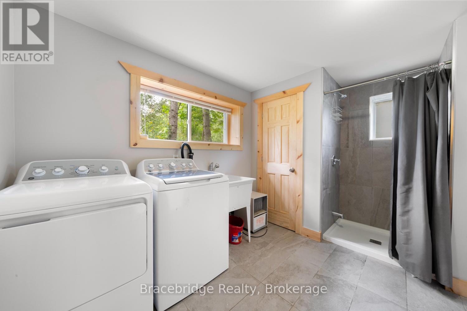 9 Riverview Drive, Mckellar, Ontario  P0G 1C0 - Photo 47 - X12097783