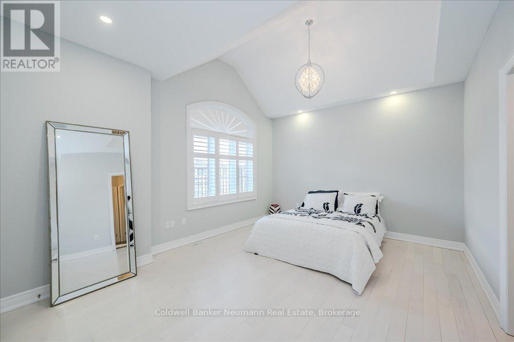 91 Mccann Street, Guelph, Ontario  N1G 0A8 - Photo 31 - X12097809