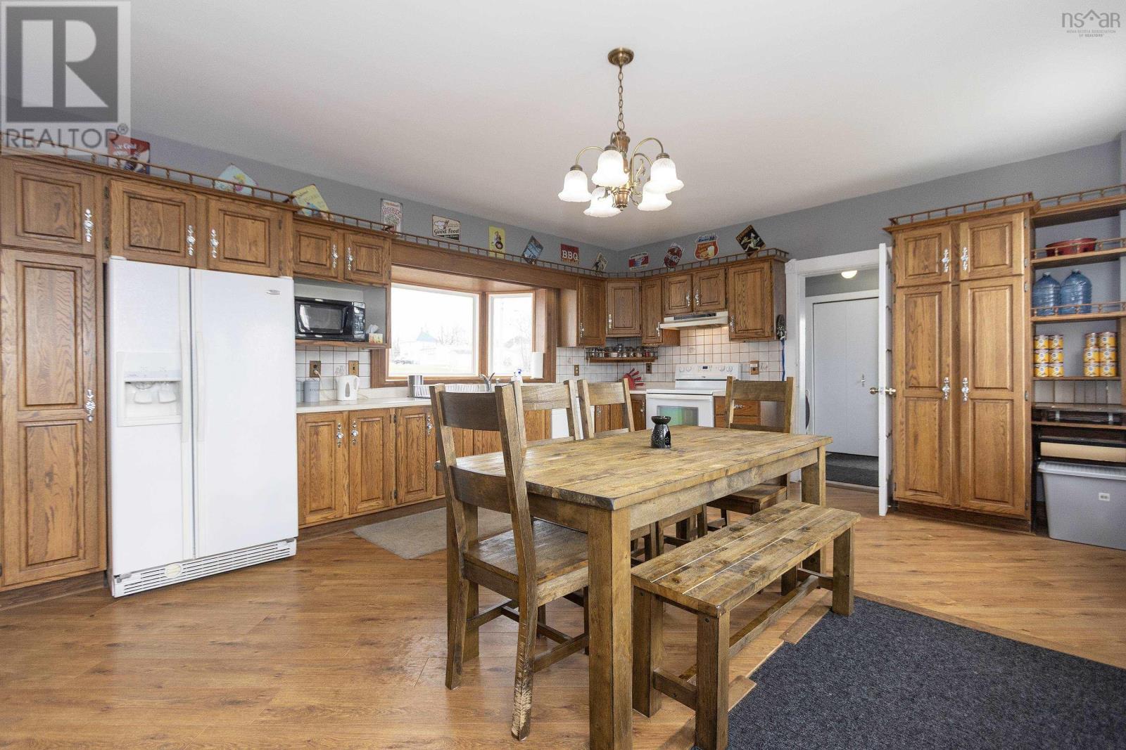 85 Church Street, Springhill, Nova Scotia  B0M 1X0 - Photo 10 - 202508566