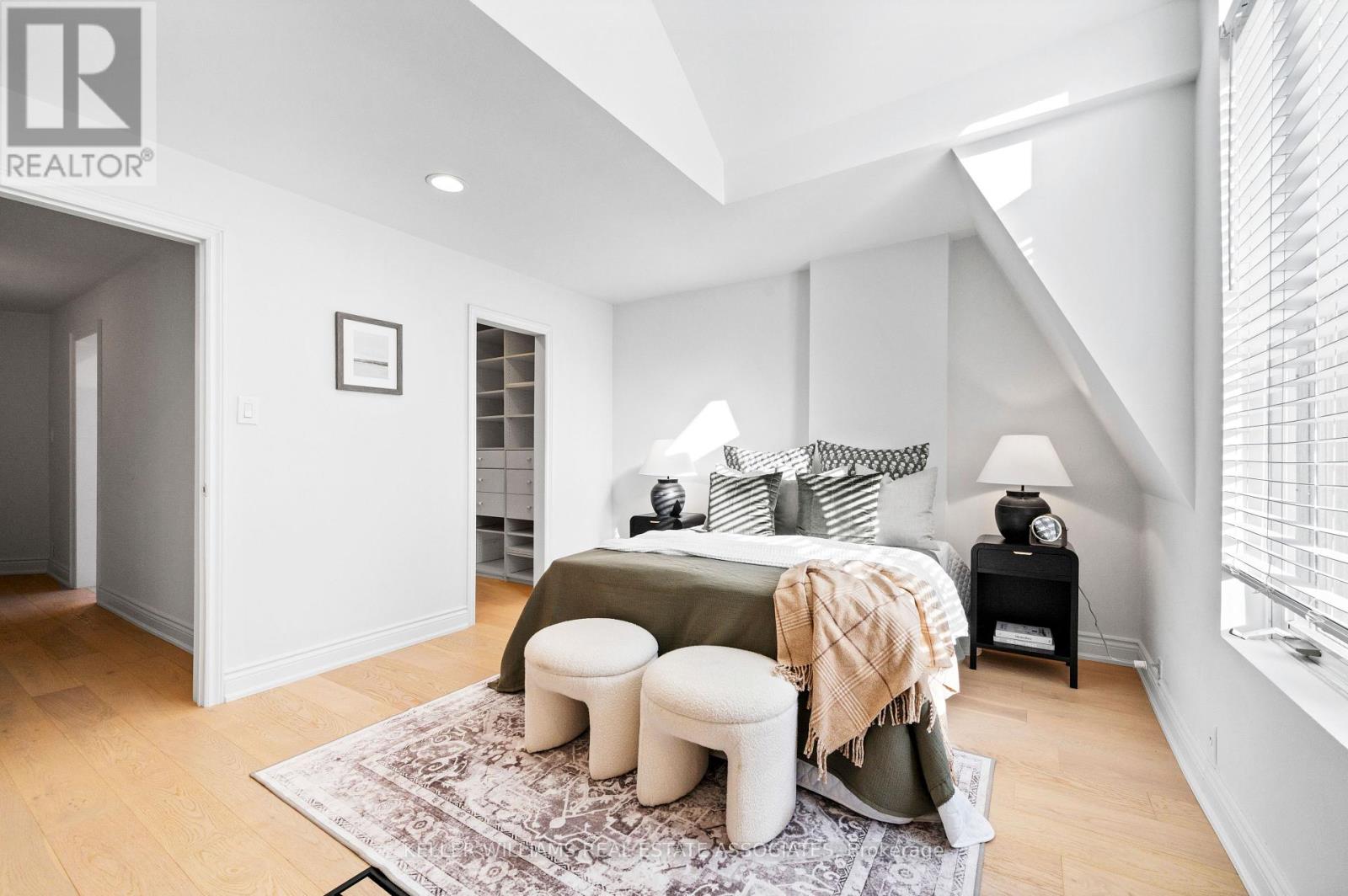 30 Belmont Street, Toronto, Ontario  M5R 1P8 - Photo 18 - C12097824