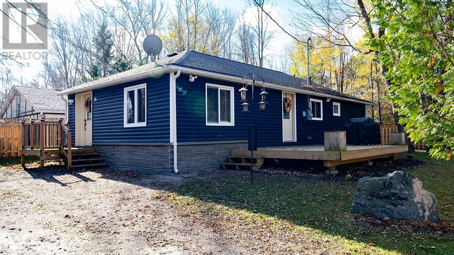 Property at 30 HEARTHSTONE DRIVE image 3