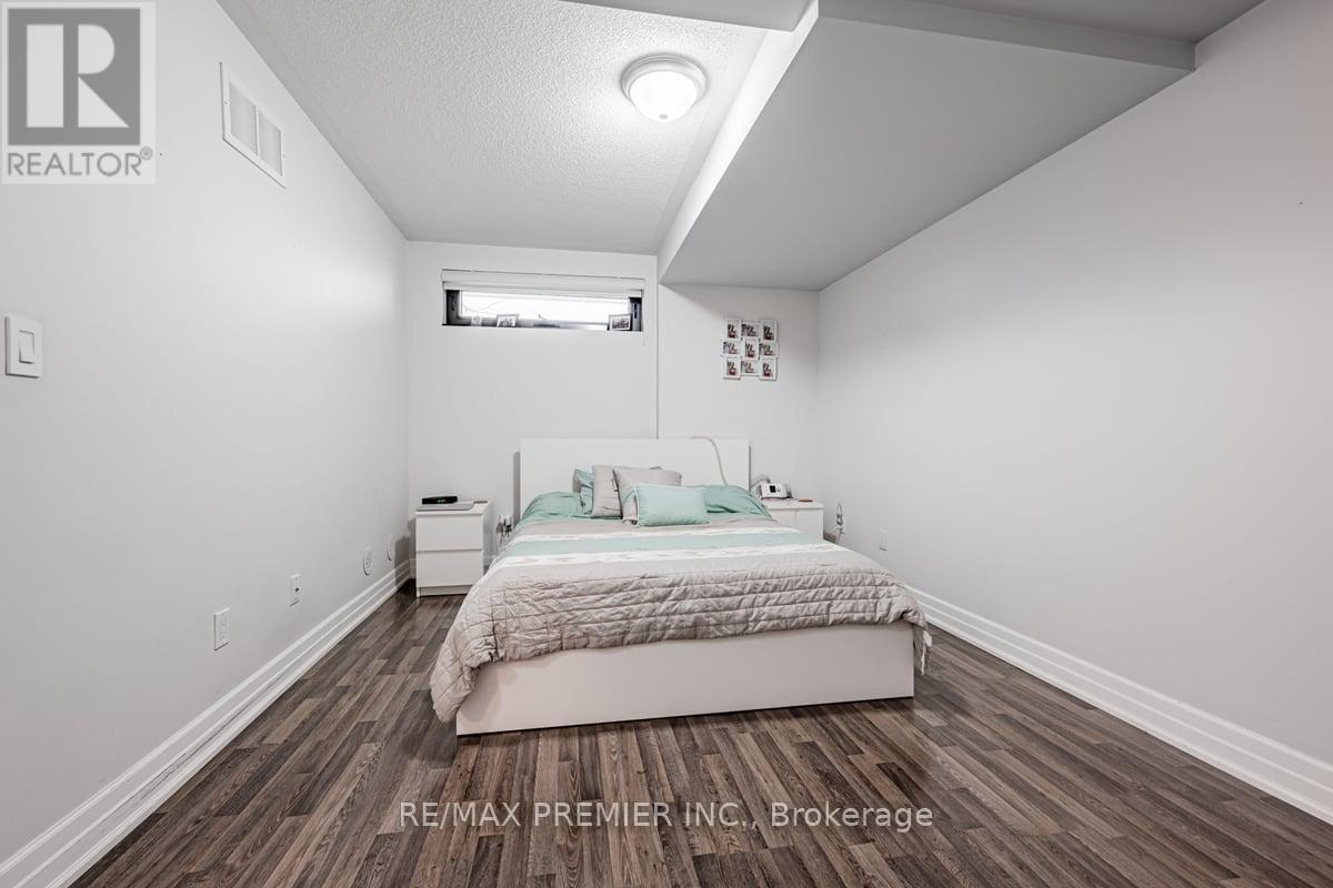 624 - 140 Widdicombe Hill Boulevard, Toronto, Ontario  M9R 0A9 - Photo 12 - W12097766