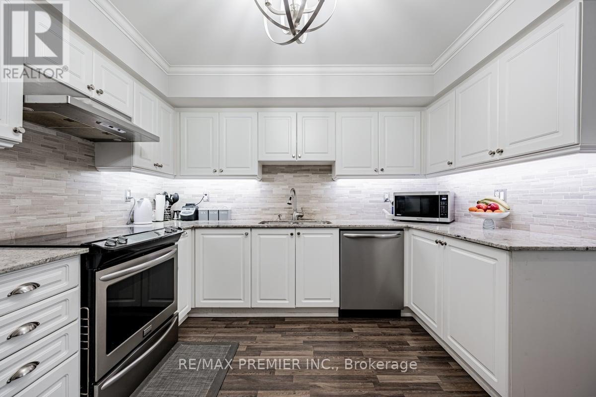 624 - 140 Widdicombe Hill Boulevard, Toronto, Ontario  M9R 0A9 - Photo 4 - W12097766