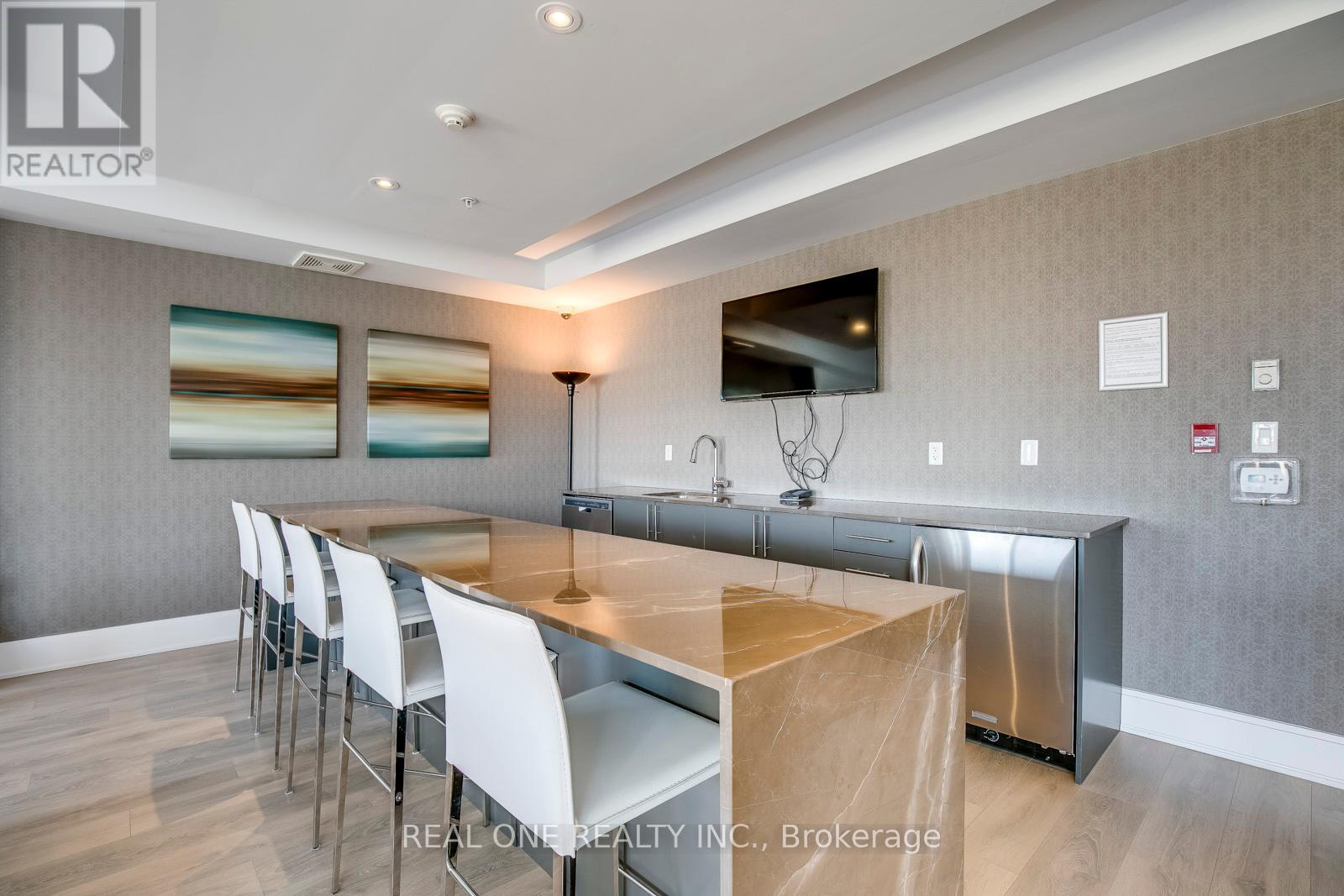 321 - 128 Garden Drive, Oakville, Ontario  L6K 2W5 - Photo 40 - W12097788