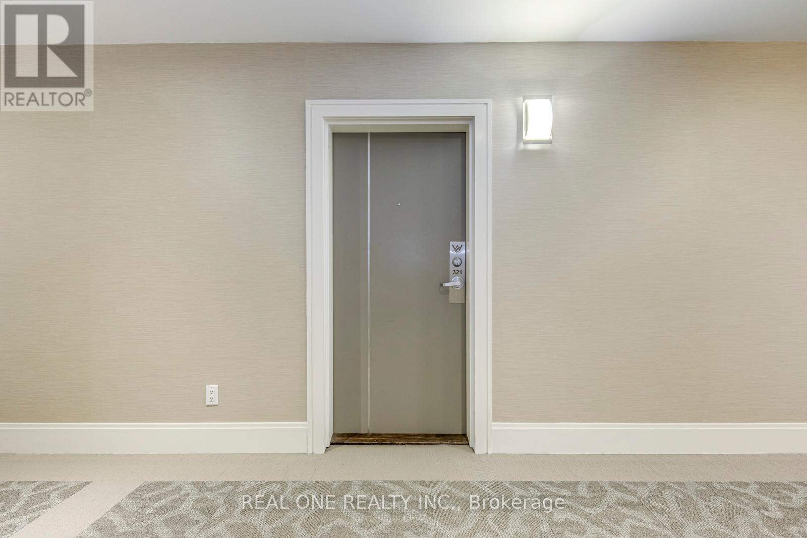 321 - 128 Garden Drive, Oakville, Ontario  L6K 2W5 - Photo 9 - W12097788