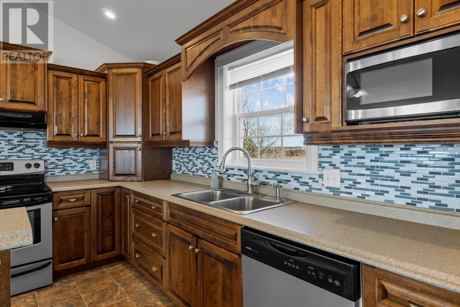 Property at 167 Locke Shore Road image 5