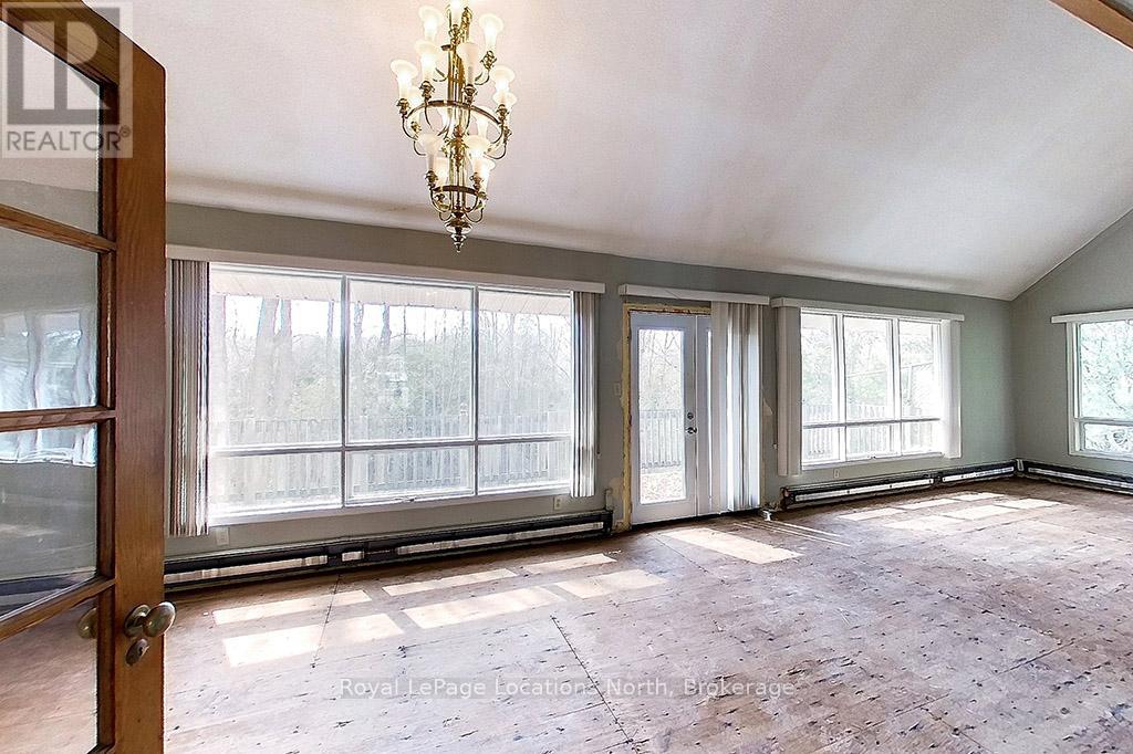 116 Glenwood Place, West Grey, Ontario  N0C 1H0 - Photo 5 - X12089549