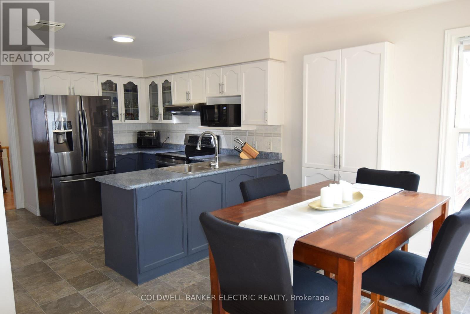 605 Fortye Drive, Peterborough West, Ontario  K9K 2H3 - Photo 11 - X12094787