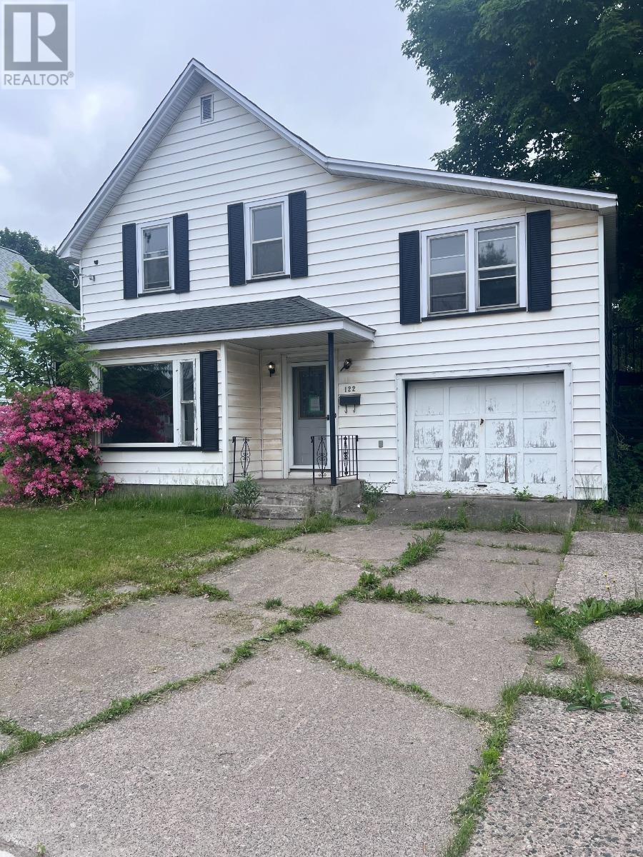 122 Pilgrim St, Sault Ste. Marie, Ontario  P6A 3E9 - Photo 2 - SM250778