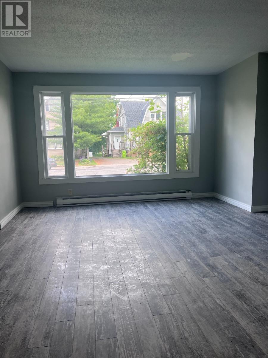 122 Pilgrim St, Sault Ste. Marie, Ontario  P6A 3E9 - Photo 6 - SM250778