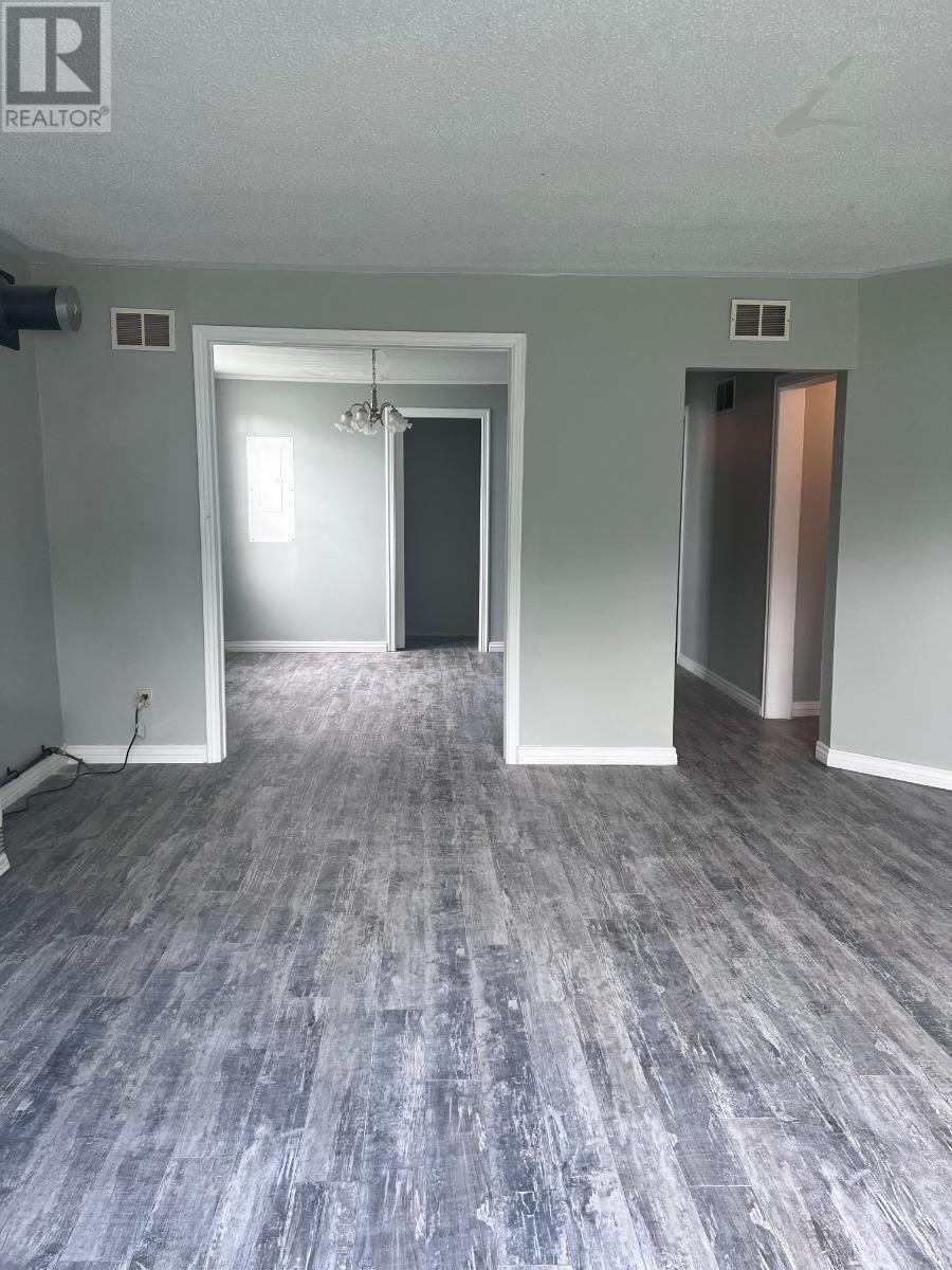 122 Pilgrim St, Sault Ste. Marie, Ontario  P6A 3E9 - Photo 7 - SM250778