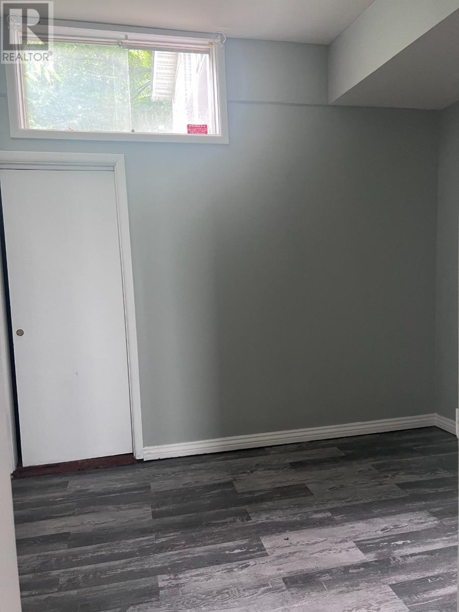 122 Pilgrim St, Sault Ste. Marie, Ontario  P6A 3E9 - Photo 8 - SM250778