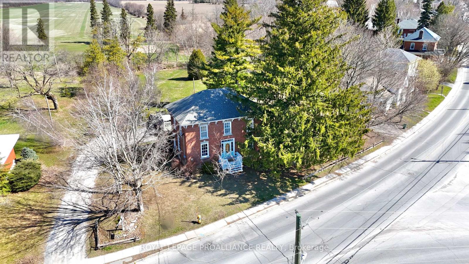 Property at 374 BLOOMFIELD MAIN STREET image 1