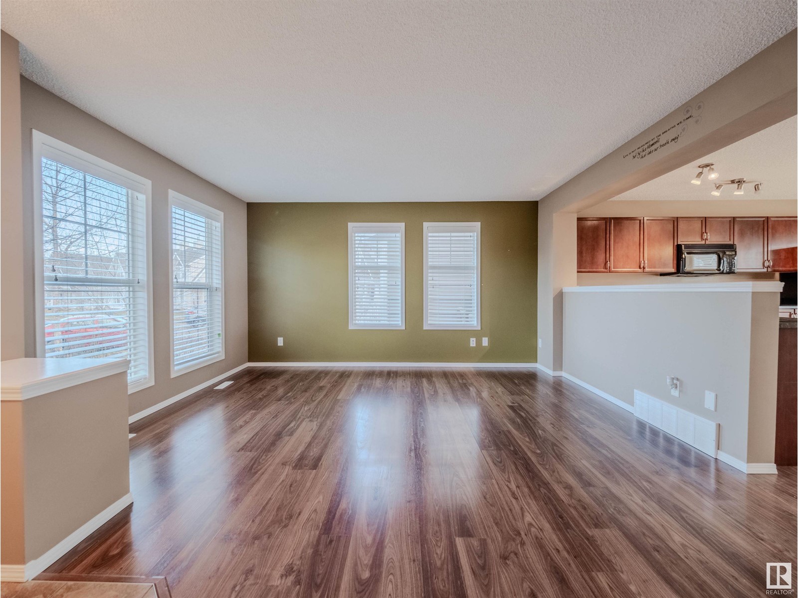 Property at 1907 71 ST SW image 3