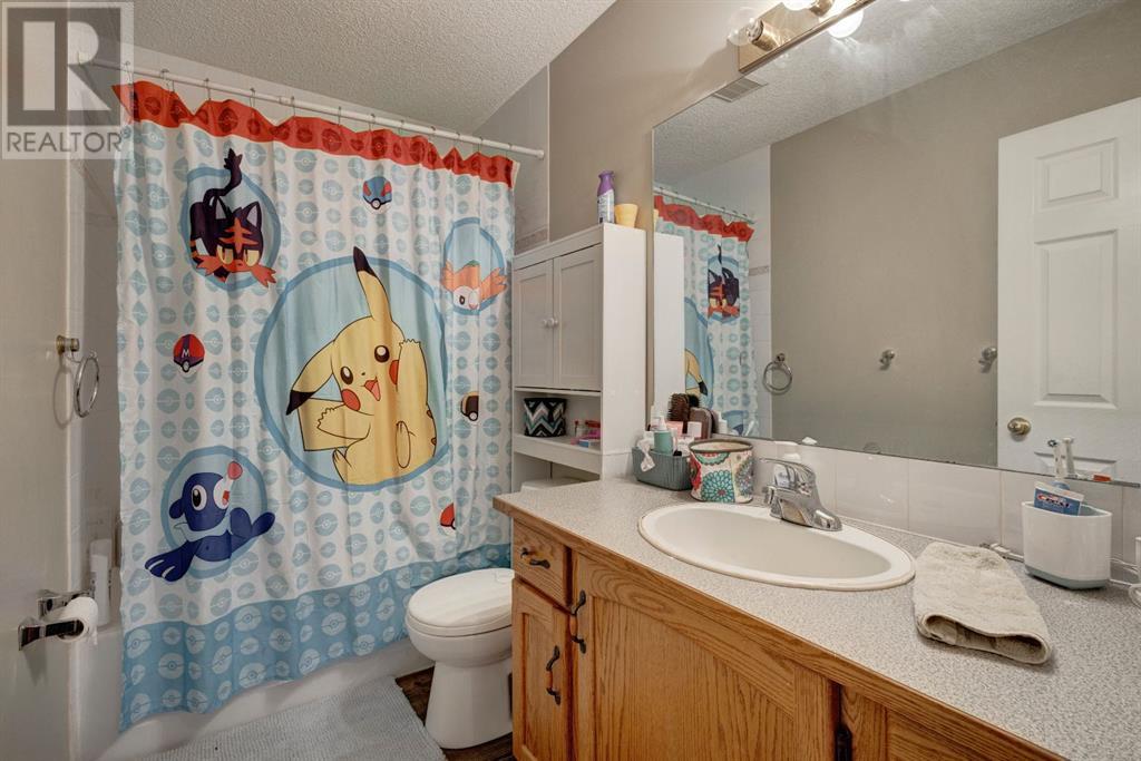 21 Hidden Ranch Circle Nw, Calgary, Alberta  T3A 5N8 - Photo 22 - A2211326