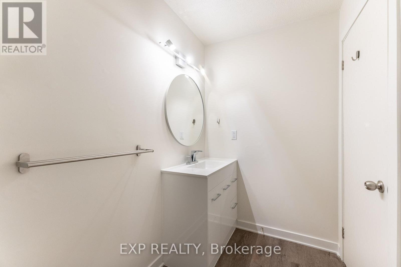 201 - 261 Longueuil Street, Champlain, Ontario  K0B 1K0 - Photo 13 - X12097860