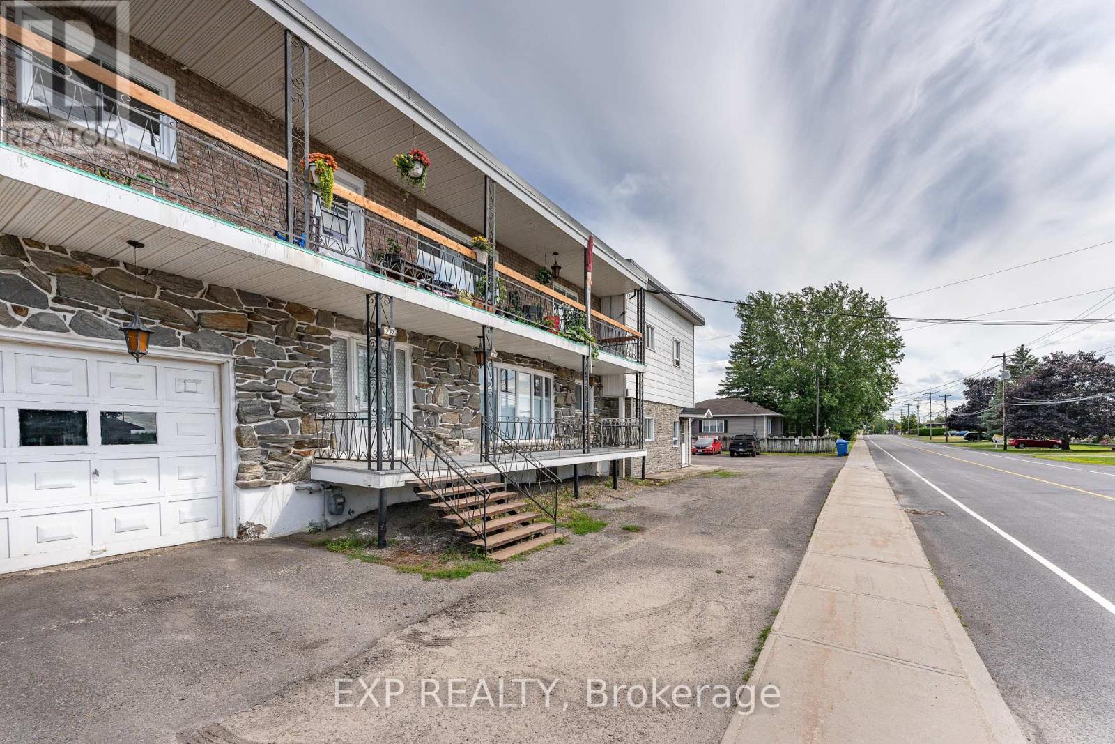 201 - 261 Longueuil Street, Champlain, Ontario  K0B 1K0 - Photo 2 - X12097860