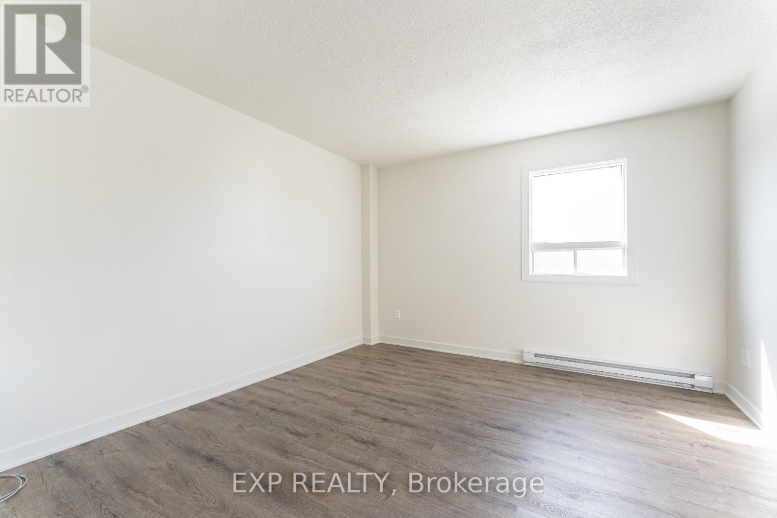 201 - 261 Longueuil Street, Champlain, Ontario  K0B 1K0 - Photo 6 - X12097860