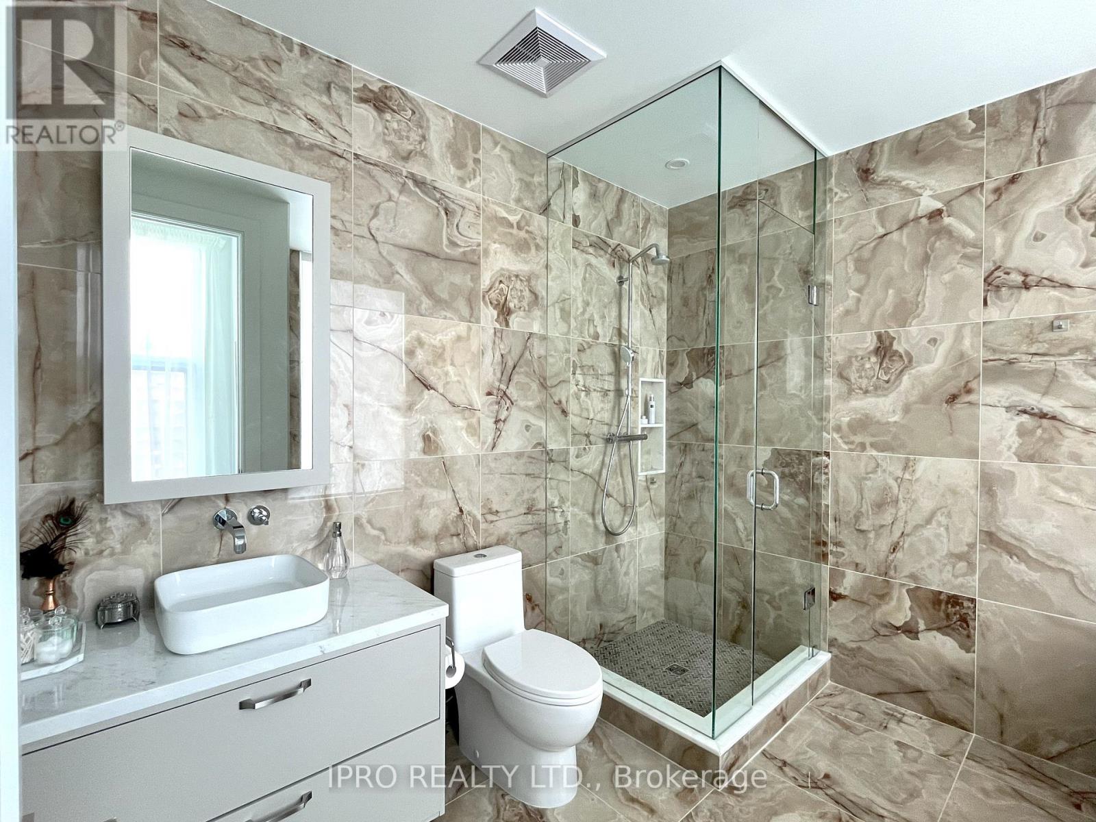 1002 - 455 Wellington Street W, Toronto, Ontario  M5J 2R2 - Photo 26 - C12094064