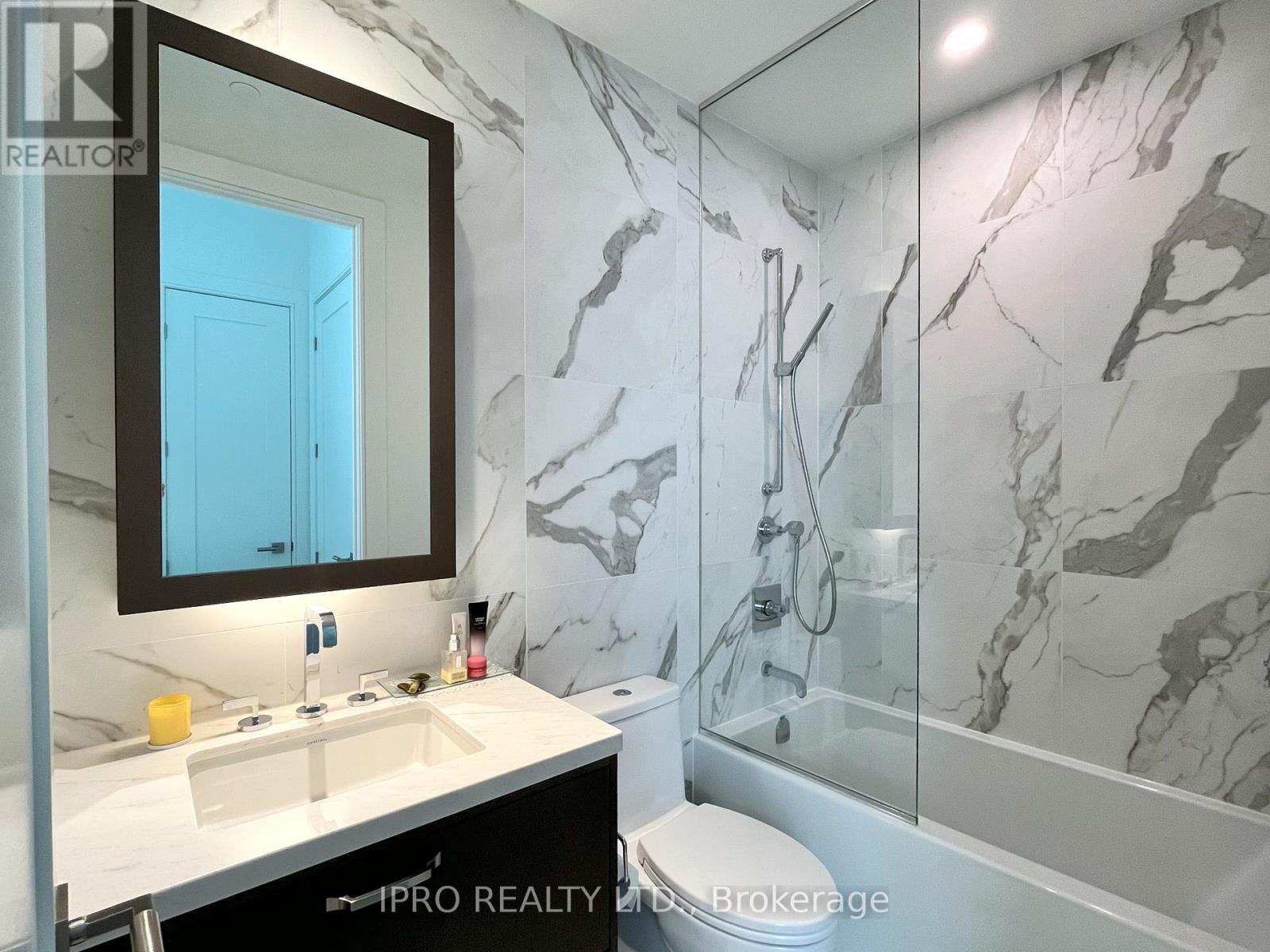 1002 - 455 Wellington Street W, Toronto, Ontario  M5J 2R2 - Photo 32 - C12094064