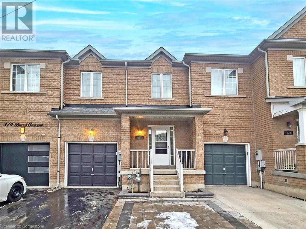 Property at 321 BUSSEL Crescent image 1