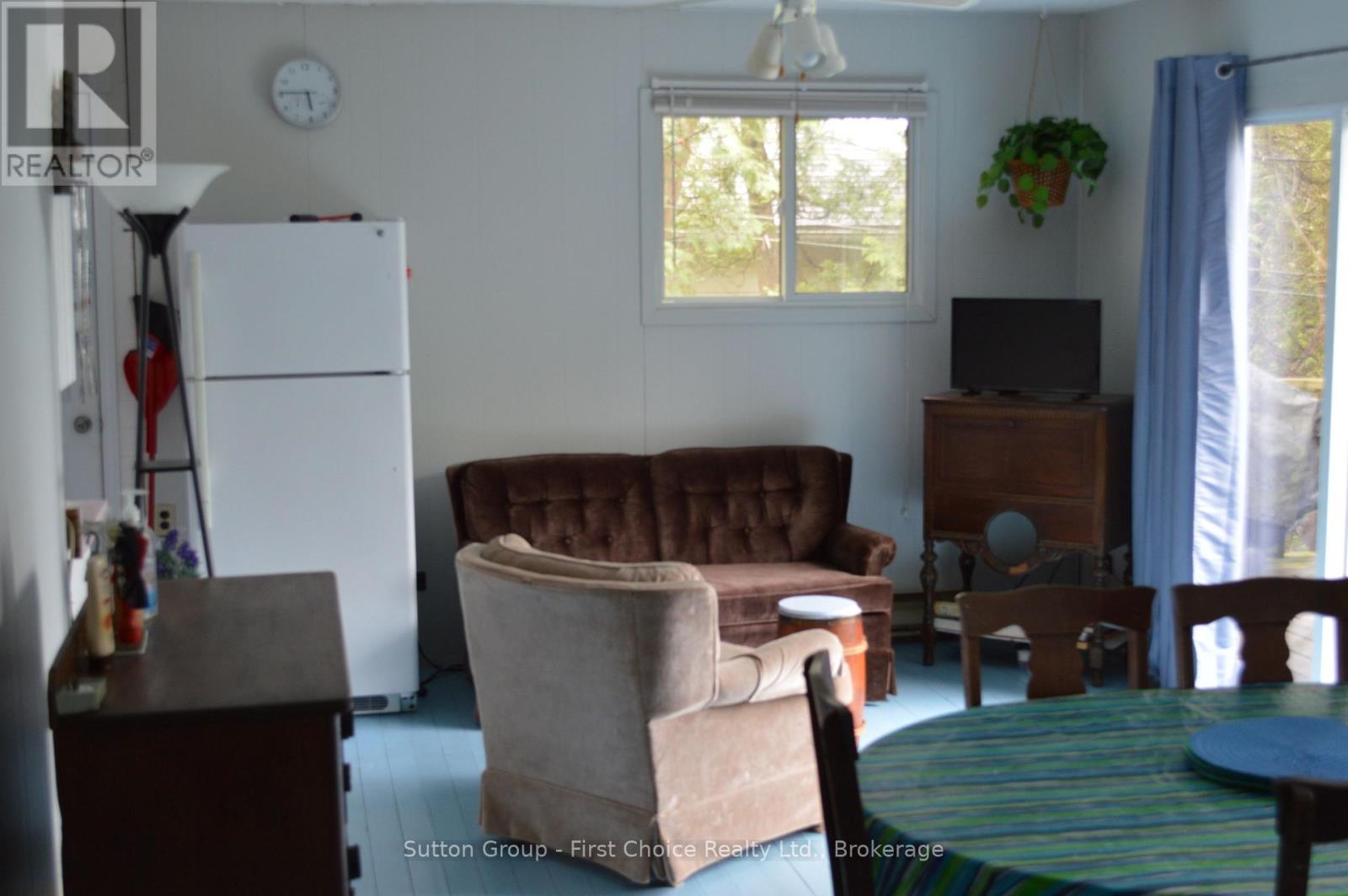 82899 Glendale Road, Ashfield-Colborne-Wawanosh, Ontario  N7X 3X9 - Photo 14 - X12097836