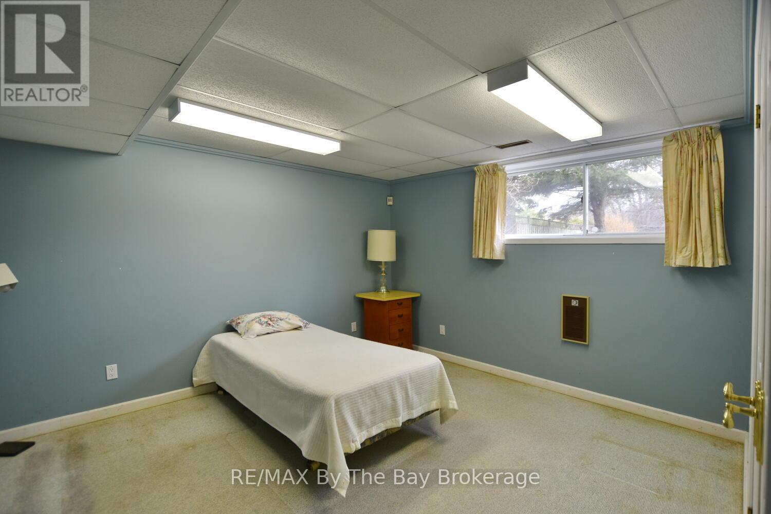 23 Kelley Crescent, Wasaga Beach, Ontario  L9Z 1J3 - Photo 31 - S12097789