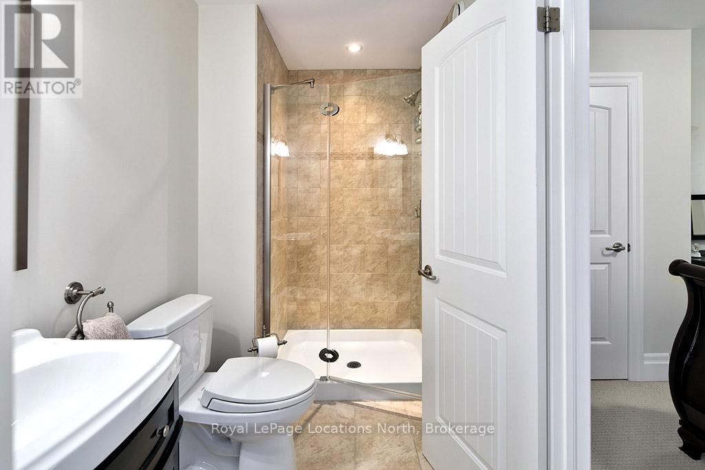 124 Landry Lane, Blue Mountains, Ontario  N0H 2P0 - Photo 21 - X12044677